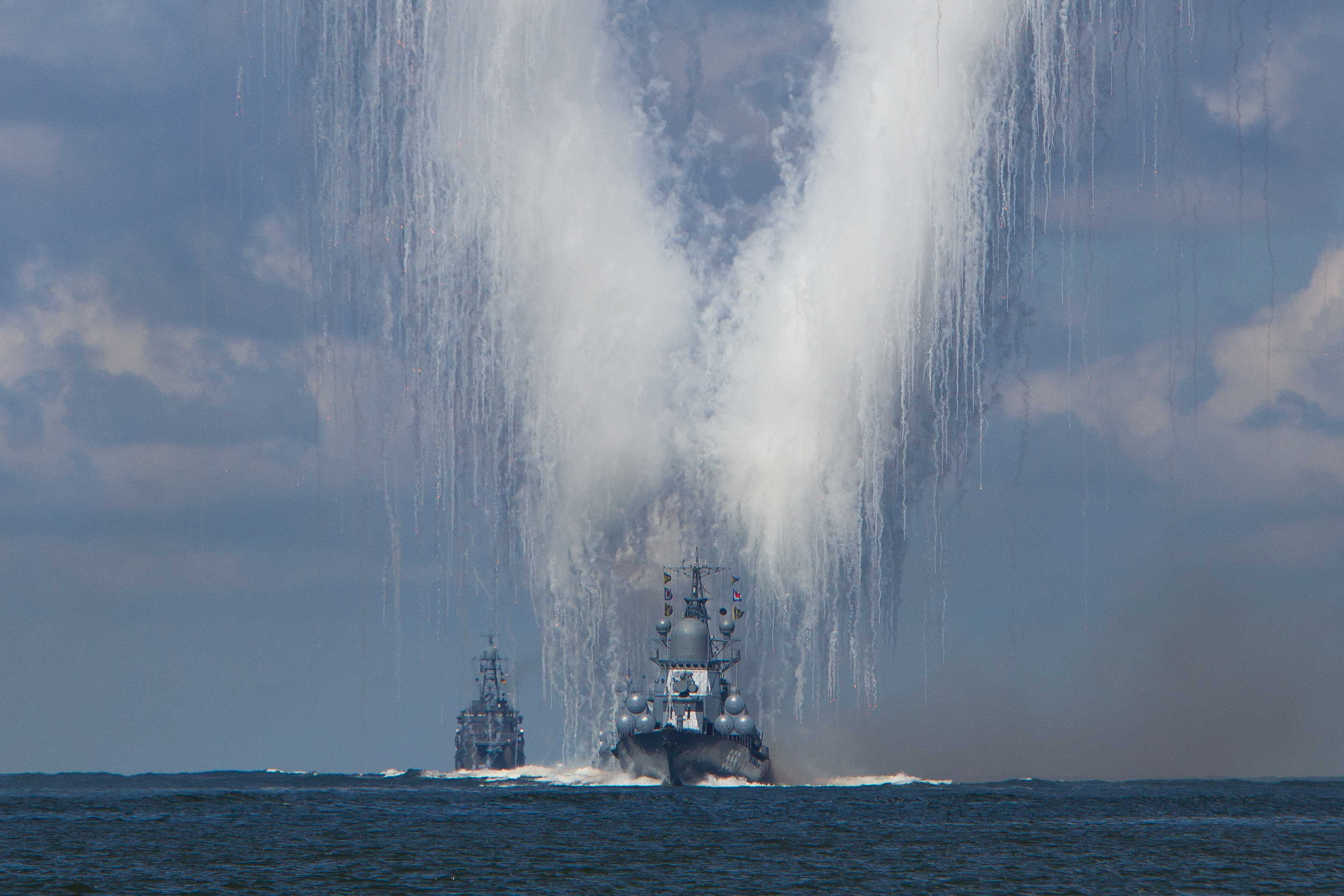 День ВМФ-2019 в Балтийске и Калининграде, бесплатный концерт «Любэ» и  другие события выходных - KP.RU