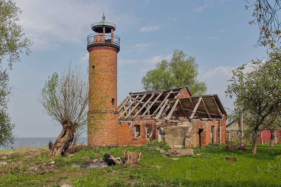 Калининградский маяк. Поселок Заливино Маяк Калининградская область. Маяк в Заливино Калининградской области. Маяк в поселке Заливино. Маяк Заливино (Полесский район, пос. Заливино)..